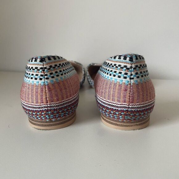 ISAAC MIZRAHI Pointy Toe Flats Womens Size 8 Canvas Stripe Aztec Boho Sandals - Picture 7 of 9